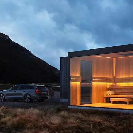 Feriehus 9 - Amazing In Lyngvaer Storoya