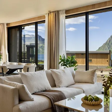 Feriehus 9 - Amazing In Lyngvaer Storoya