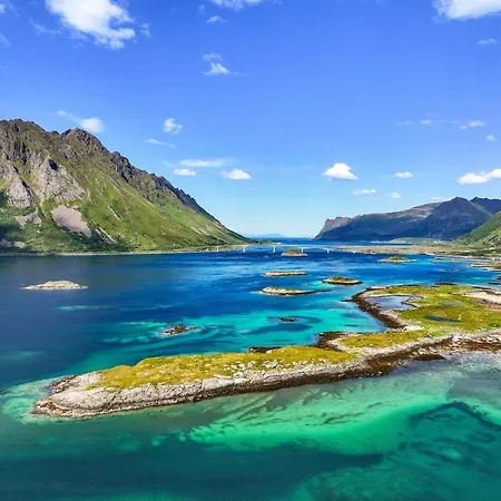 9 - Amazing In Lyngvaer Feriehus Storoya