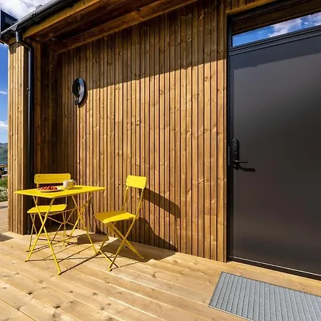 9 - Amazing In Lyngvaer Feriehus Storoya