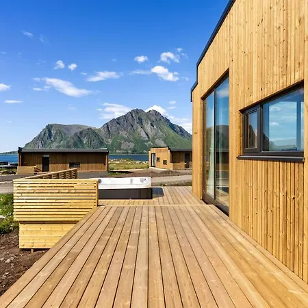 9 - Amazing In Lyngvaer Feriehus *
