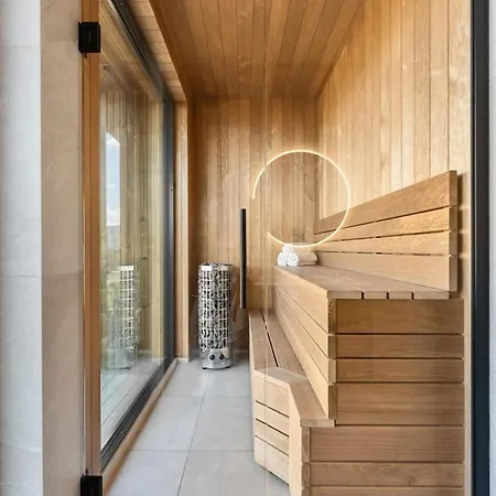 9 - Amazing In Lyngvaer Feriehus Storoya